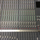 Tascam M-2600 Mixer