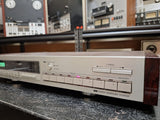 Denon TU-767 Precision audio component / AM-FM Stereo tuner