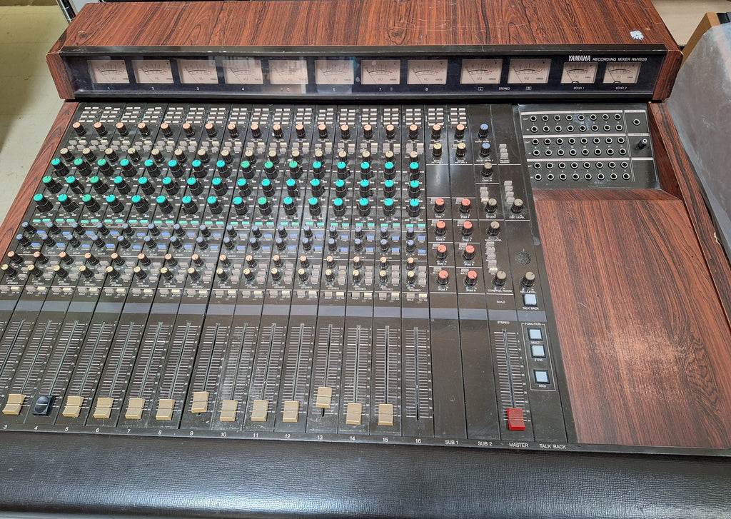 Yamaha RM1608 Recording mixer