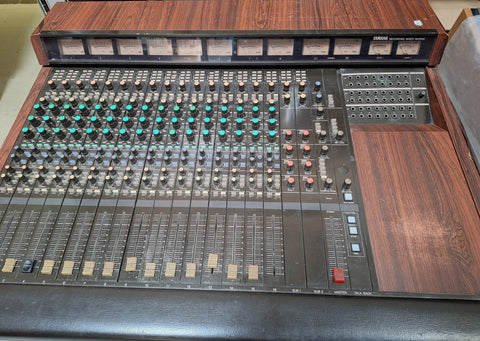 Yamaha RM1608 Recording mixer
