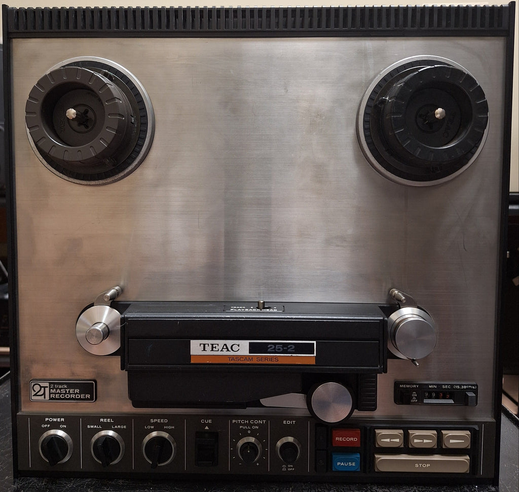TEAC 25-2 Reel to reel recorder.